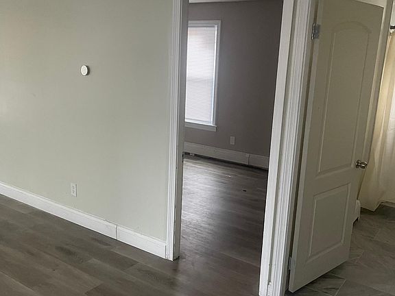 3rd image of 198 East St #1
