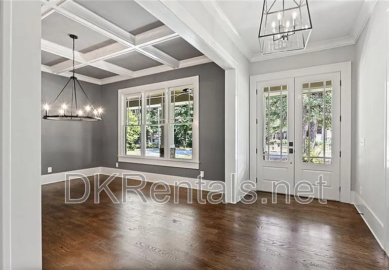 2272 Abby Ln NE — Photo 16