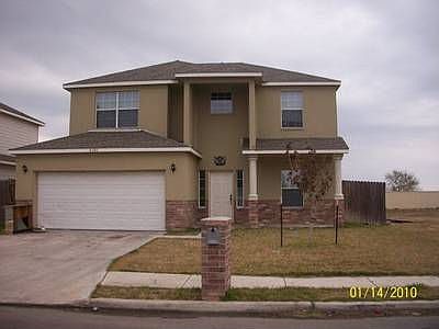 2nd image of 4101 Las Nubes St