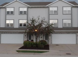 2226 Patrick Ln, Waukesha, WI 53188