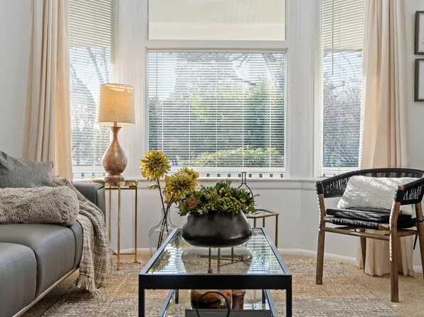 511 S G St, Tacoma, WA 98405