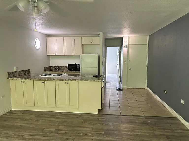 120 Hui F Rd #F — Photo 2