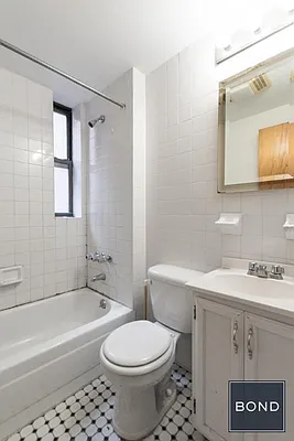 Rented by Bond New York | media 14