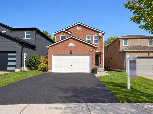 32 McKinnon Ave, Halton Hills, ON L7G 5H5