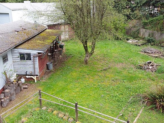 5th image of 44032 Fir Road