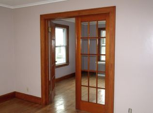 40 Pleasant View St, Naugatuck, CT 06770