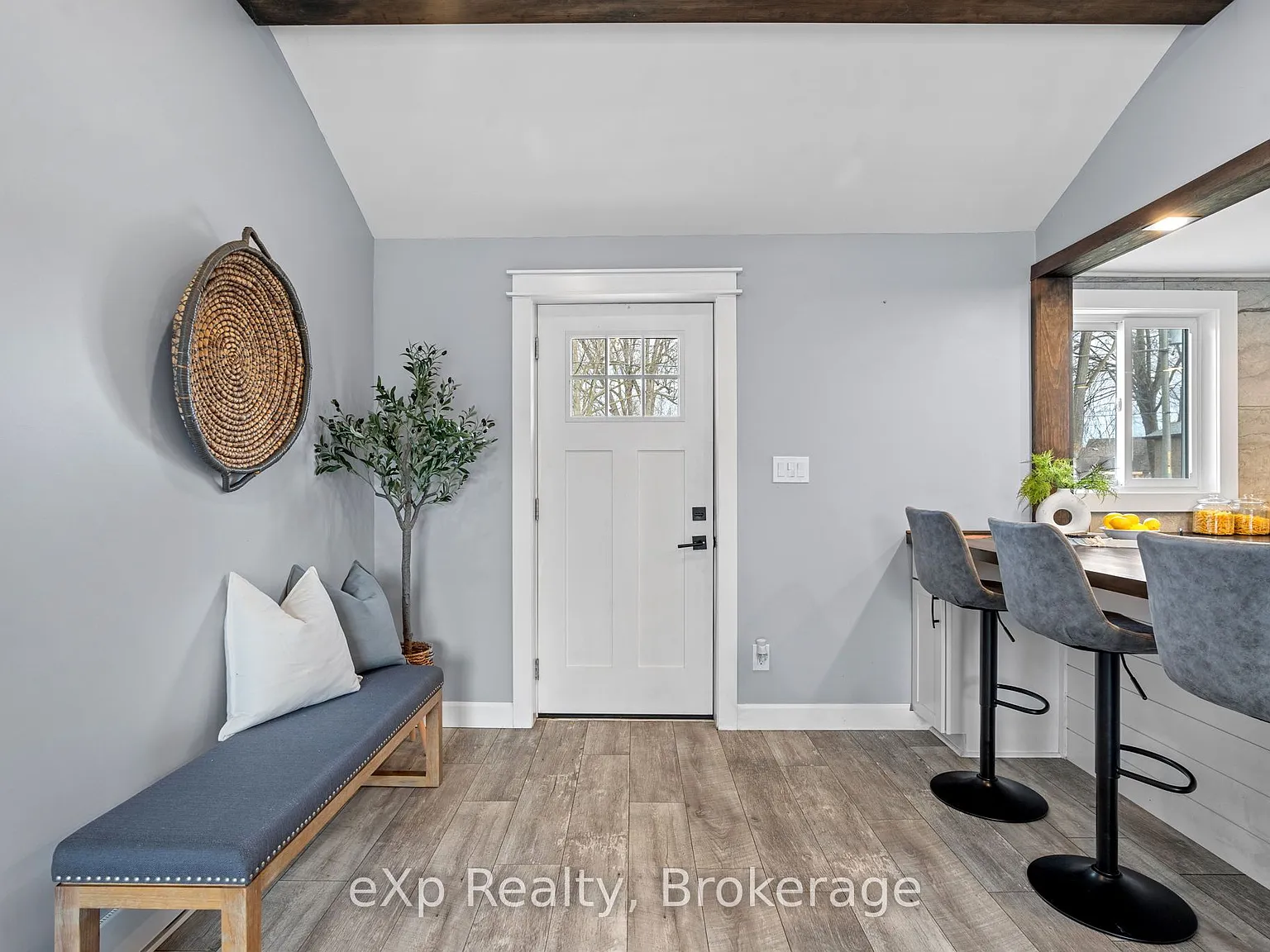 2 bed, $2,200 — Photo 4