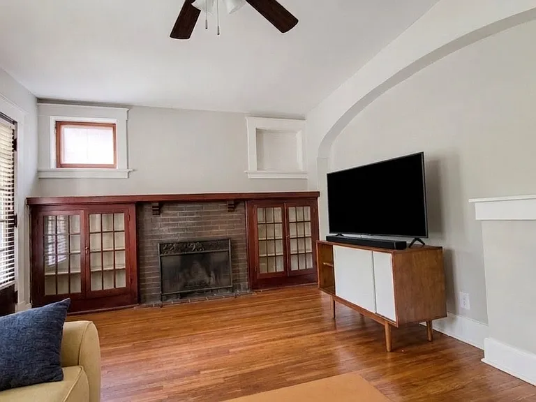 528 Dover Pl — Photo 5