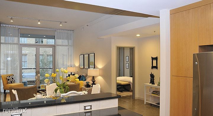 https://dallascityapartments.com/ - (214) 929-9611