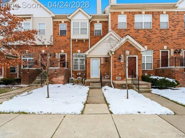 1825 Campau Farms Cir, Detroit, MI 48207