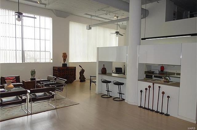 1st image of 4100 Laclede Ave APT 312