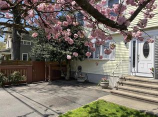 3 Dale Dr, Greenwich, CT 06831