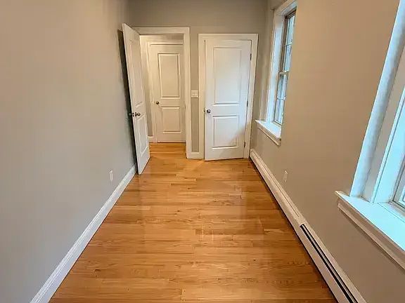 5th image of 604 Chapel St #6