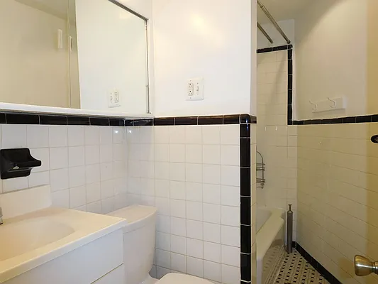 Rented by Brooklyn Properties | media 16