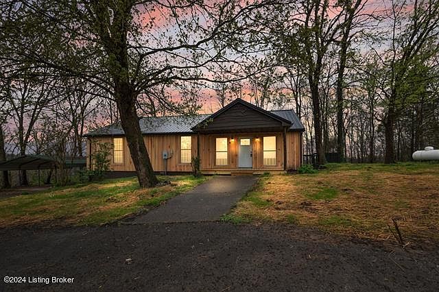 1914 Segal Rd, Brownsville, KY 42210 | Zillow