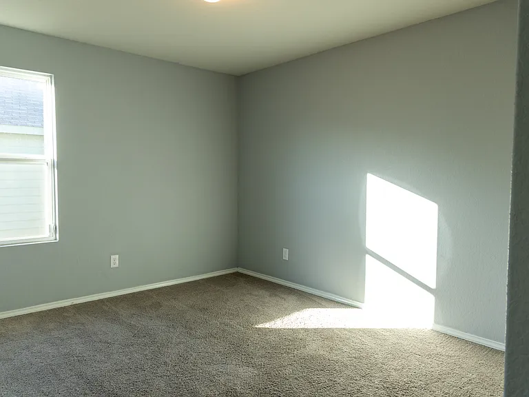 5907 Lady Ln — Photo 12