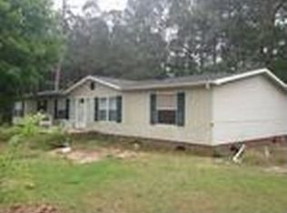 688 Southfork Rd, Parkton, NC 28371