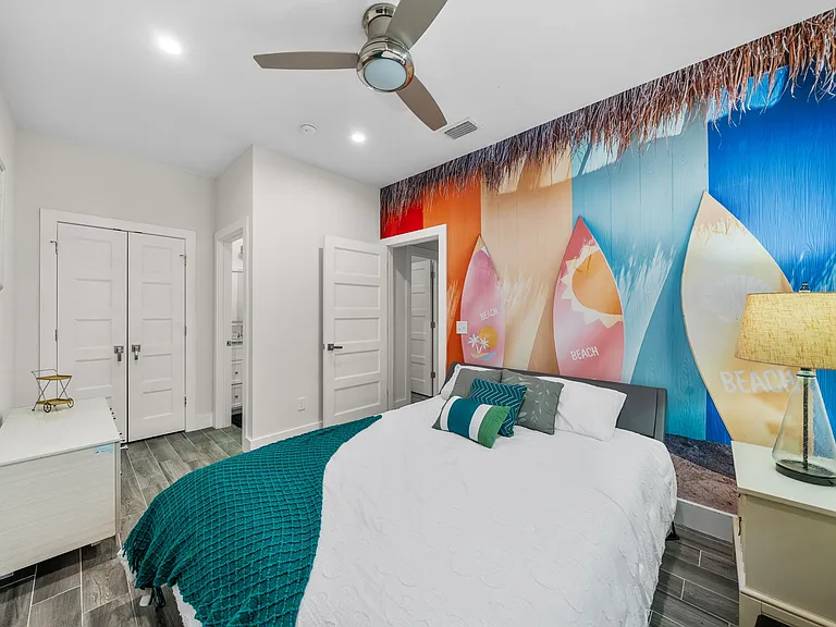 212 Corto Pl — Photo 53