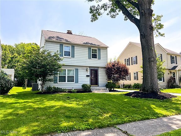 3rd image of 2473 17th St