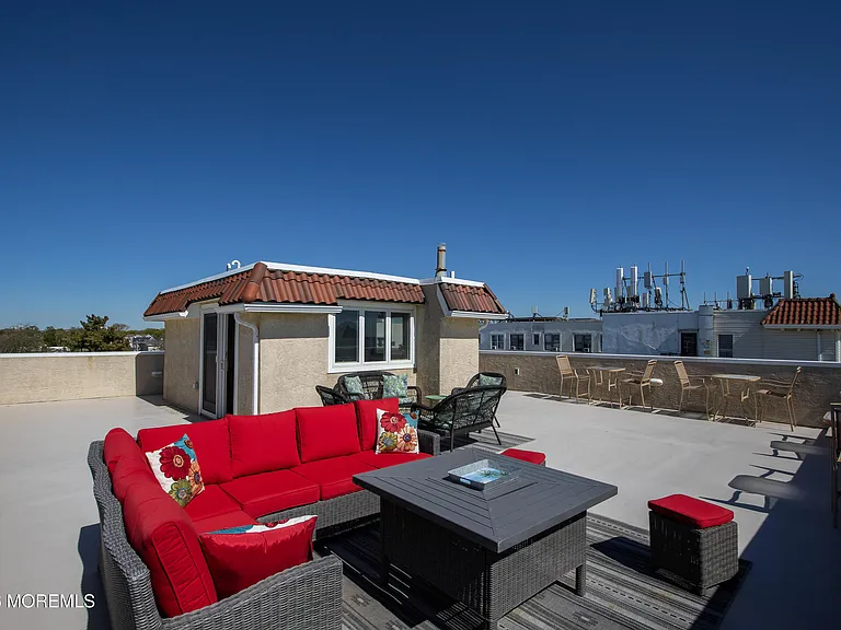 1007 Ocean Ave — Photo 60