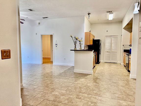 4th image of 9670 Amarante Cir Unit 4