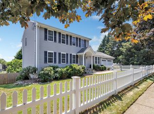 140 Valley View Rd, Stratford, CT 06614