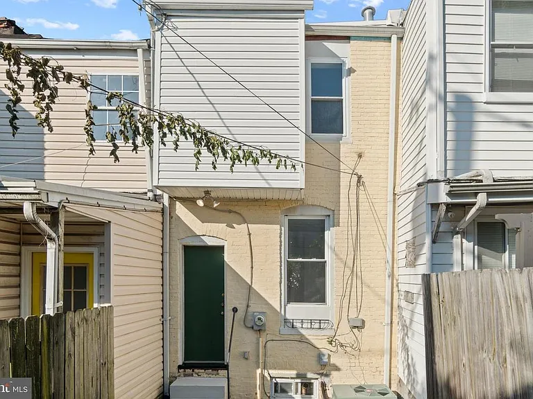 3449 Hickory Ave — Photo 10
