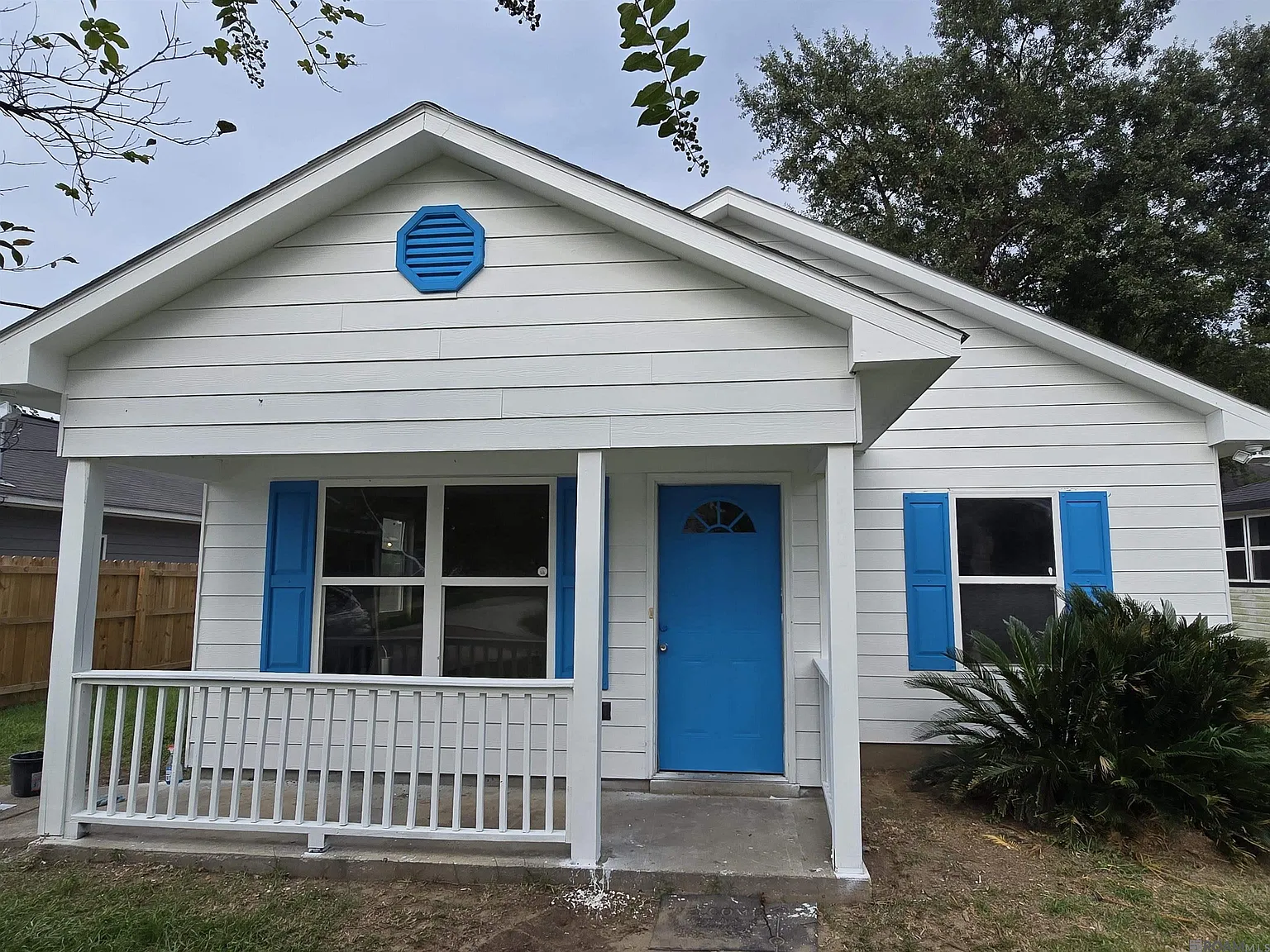 3 bed, 1100 sqft, $1,400 — Photo 1