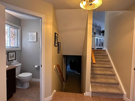 4th image of 59 Connor Ave