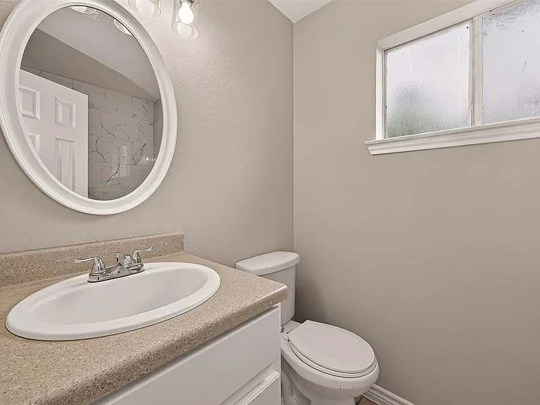 8607 Valley Forest Dr — Photo 20