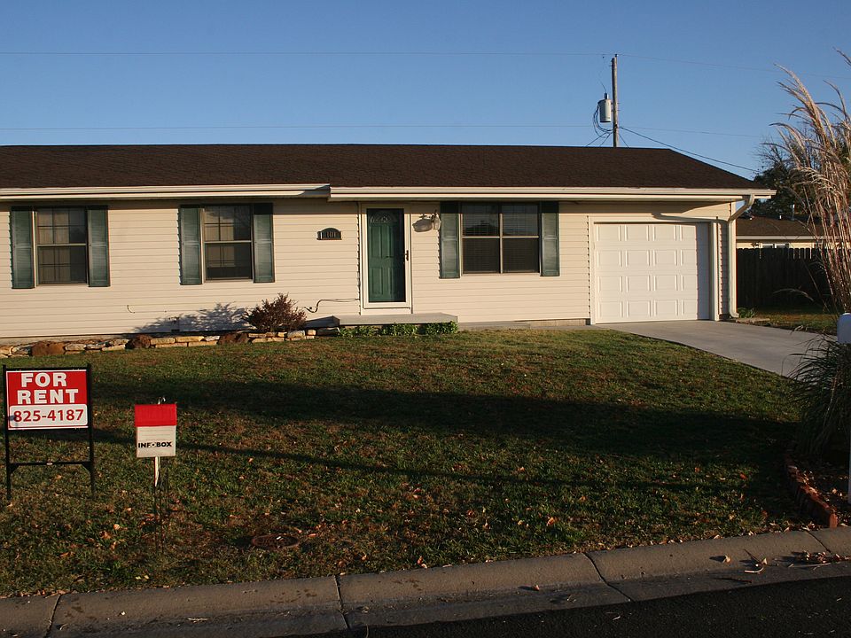 1st image of 1411 E Beloit Ave