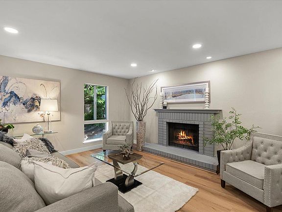 5th image of 15400 Winchester Blvd APT 16
