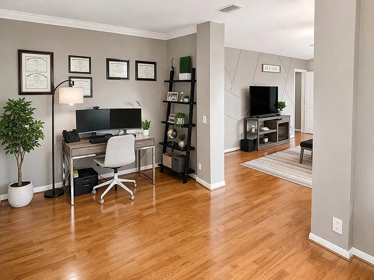 131 Cameron Ct — Photo 11