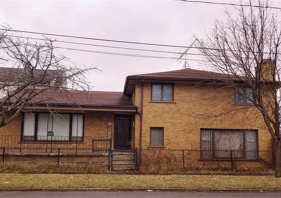 2901 Grand Ave, Niagara Falls, NY 14301 Zillow