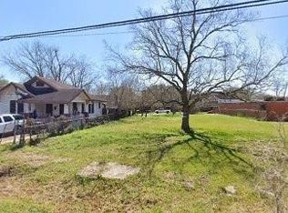 3274 Berry St, Houston, TX 77004