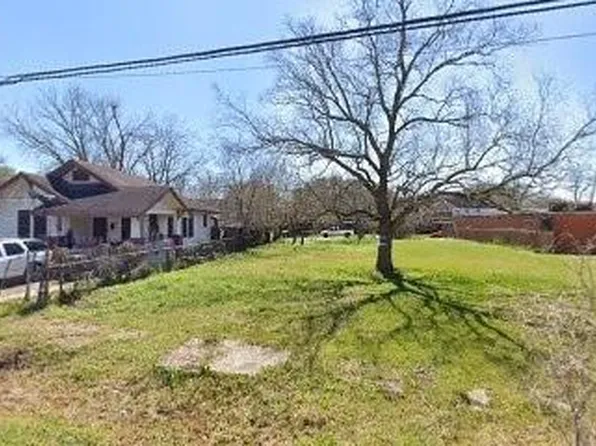 3274 Berry St, Houston, TX 77004