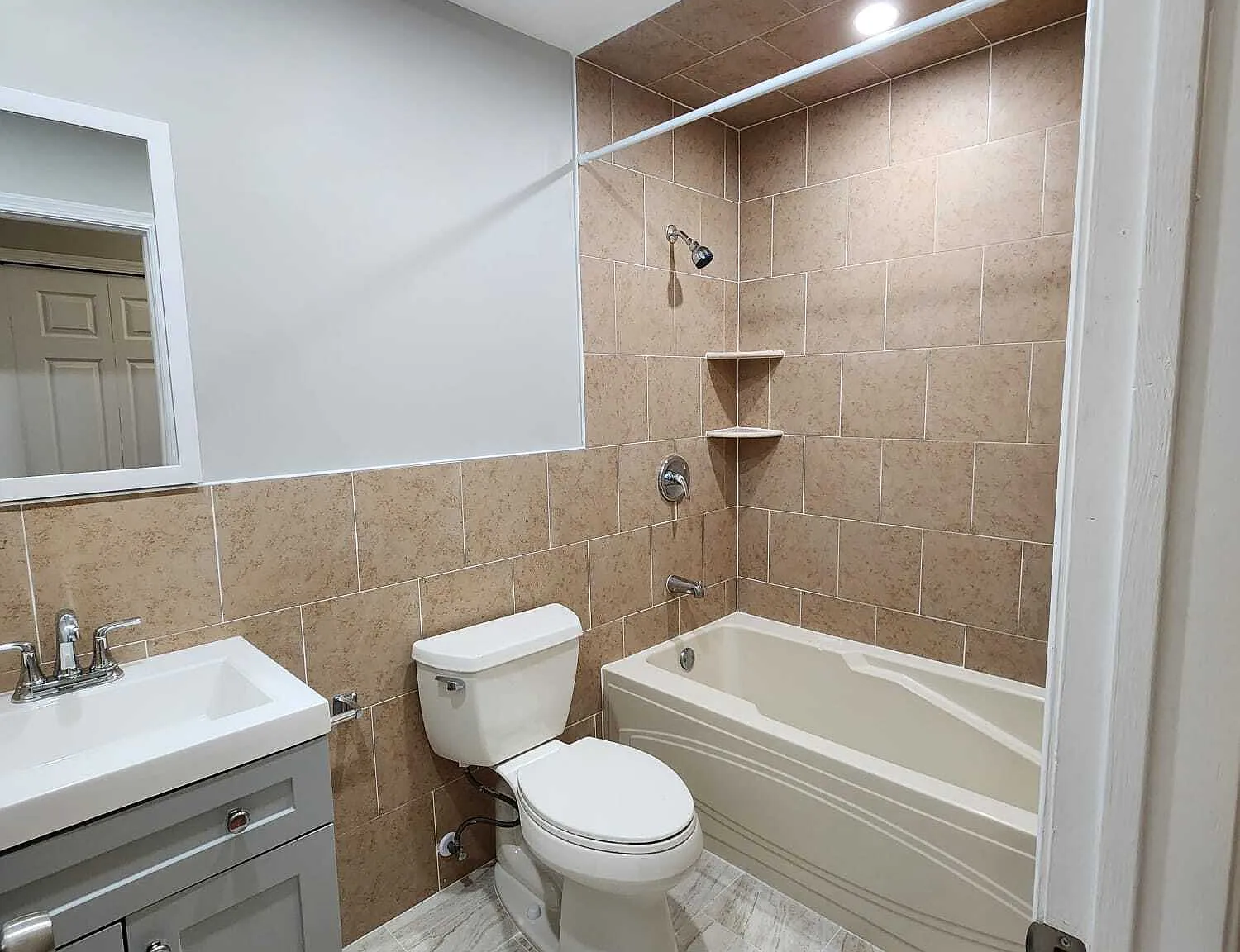 38 Marrow St (4 Bed | 3 Bath) (P3 l T1 Premier... - 3 - U... — Photo 3