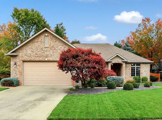 6644 Golden Oak Ln, Avon, IN