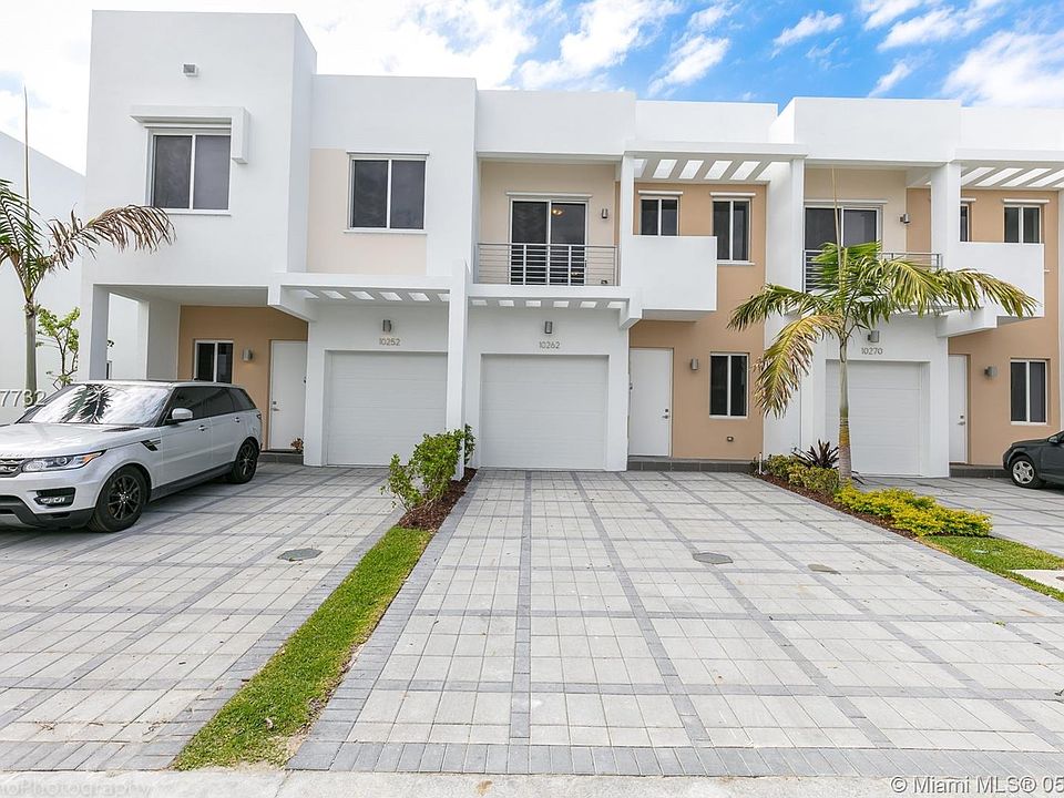 1st image of 10262 NW 71st Ter