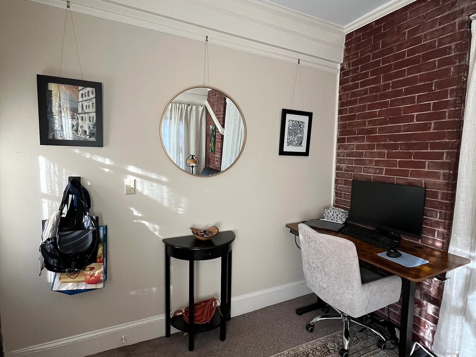 667 Linwood Ave NE — Photo 3