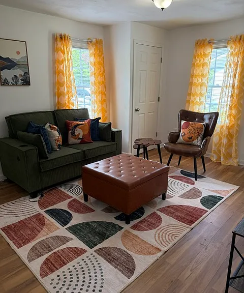 410 Brewer Ave — Photo 3