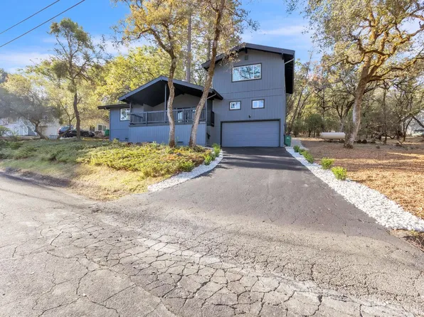 18499 Fair Oaks Dr, Penn Valley, CA 95946