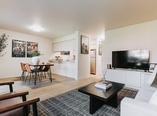 Forest Hills, Eugene, OR 97401
