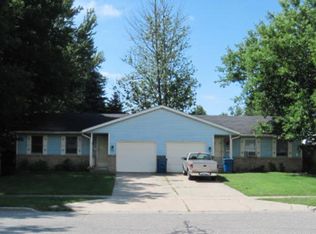 320-322 Danforth St, Coopersville, MI 49404