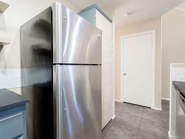 9688 Belle Regal St — Photo 12