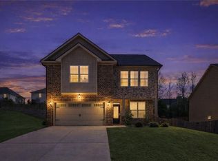 1526 Battle Brook Dr, Conyers, GA 30012