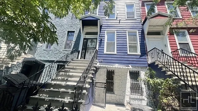 1195 Saint Marks Ave #1 — Photo 13