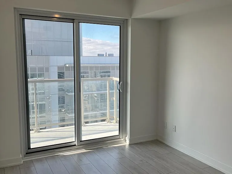 2033 Kennedy Rd #3701 — Photo 7