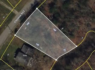 1528 Cherokee Rd E, Crossville, TN 38572