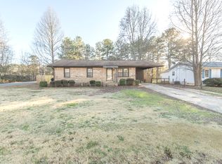 333 Nancy St, Winder, GA 30680
